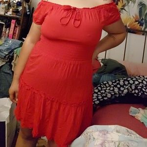 Off shoulder linen ruched midi dress